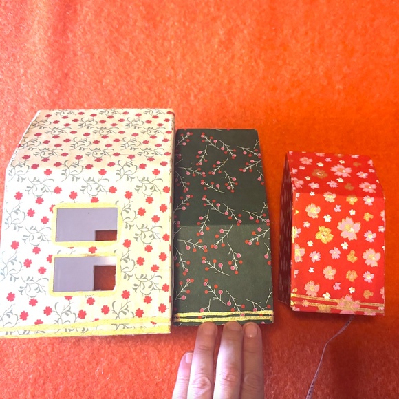 Christmas village papier-mâché 3 cardboard houses set NEW - Picture 6 of 12